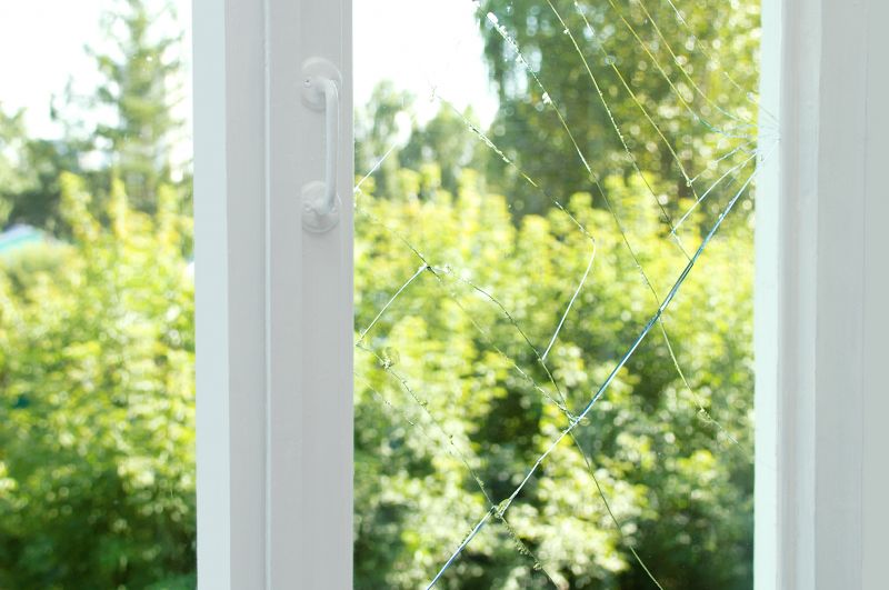 Cracked Window Replacement Cost